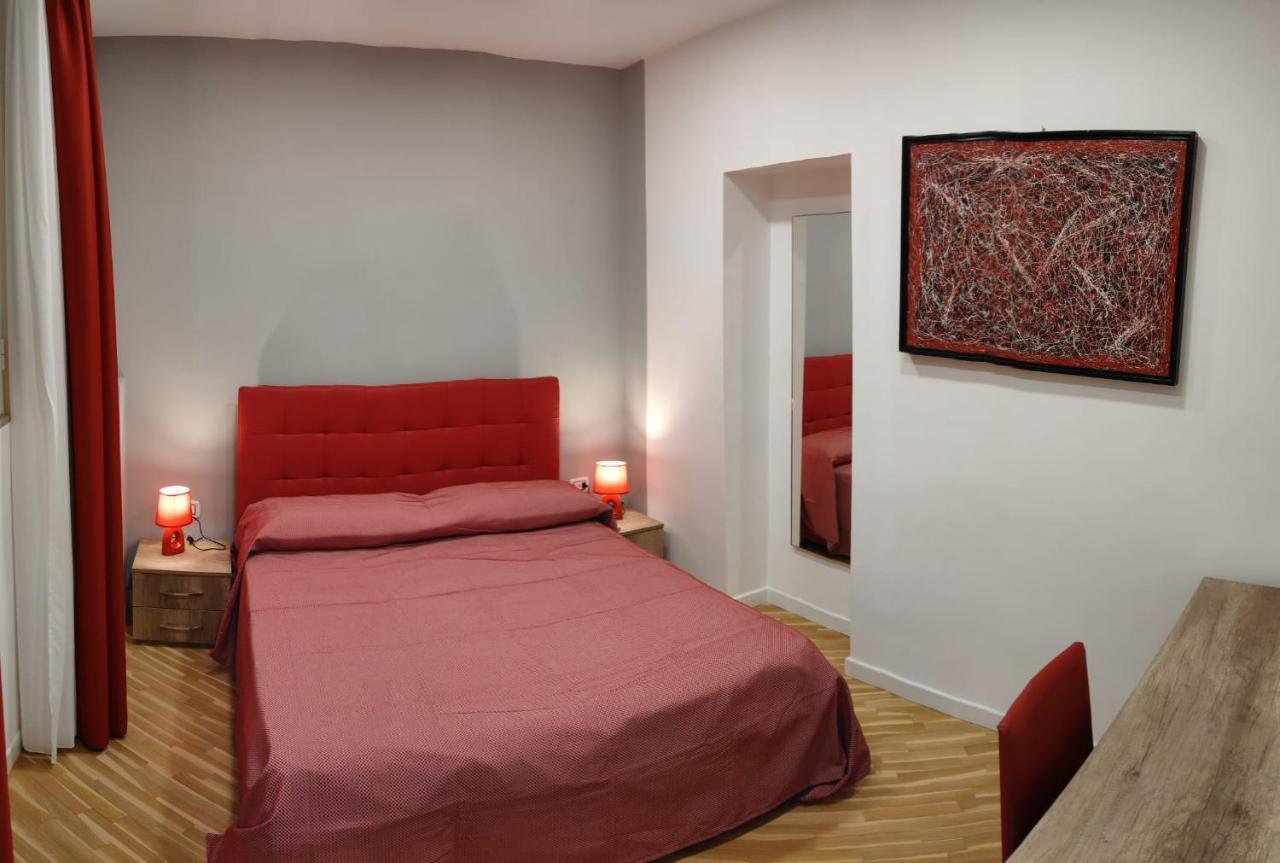 Barbaja In Street Toledo 205 Bed & Breakfast Napoli
